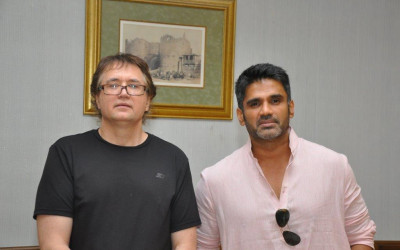 Sudoku for a cause with Savant George Widener & Bollywood actor Suniel Shetty – 2012