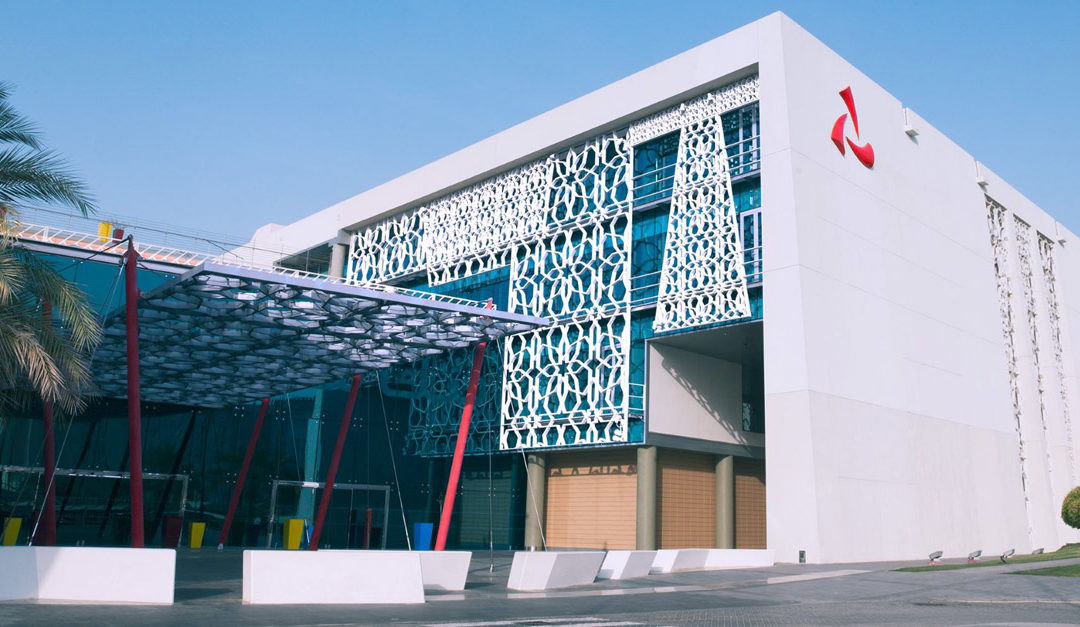 Bank Muscat customers celebrate Al Mazyona Salary Transfer draws for April