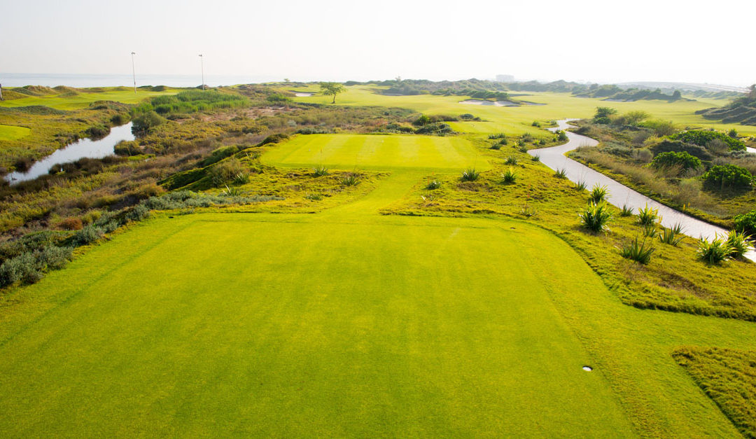 Al Mouj Golf offers two summer memberships