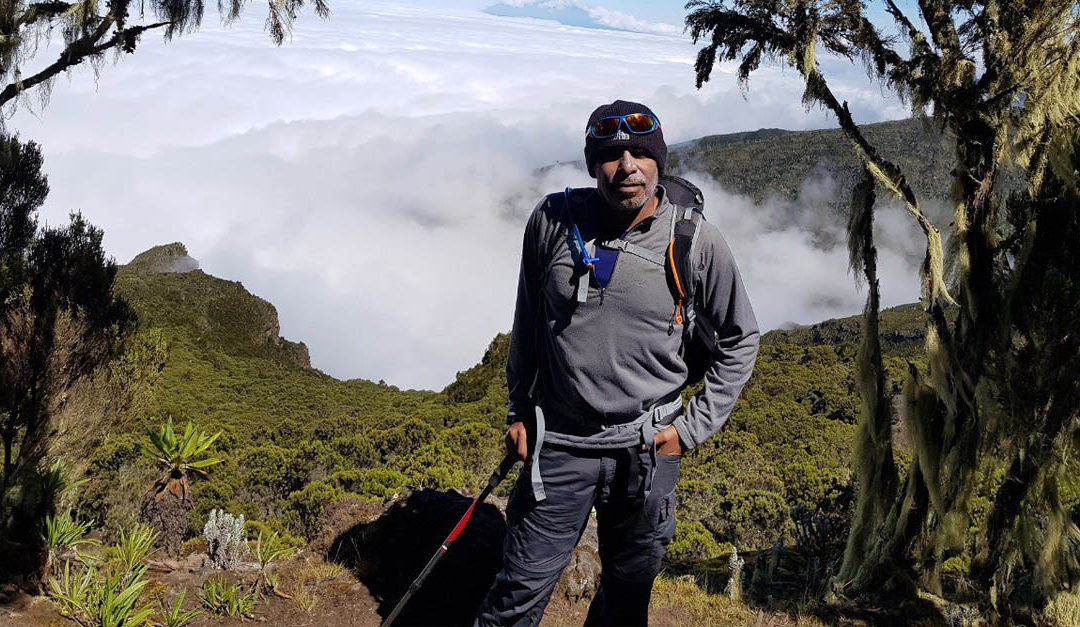 Oman’s two best trail runners prepare to take on 170km race in France