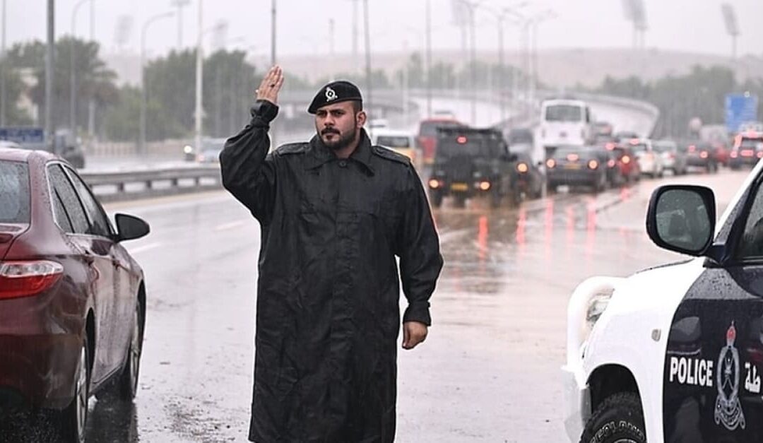Authorities concerned continue to address impacts of heavy rains in Muscat Governorate