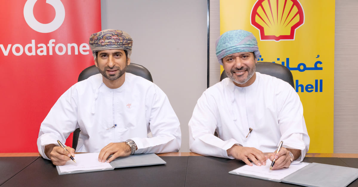 Shell Oman and Vodafone sign retail partnership