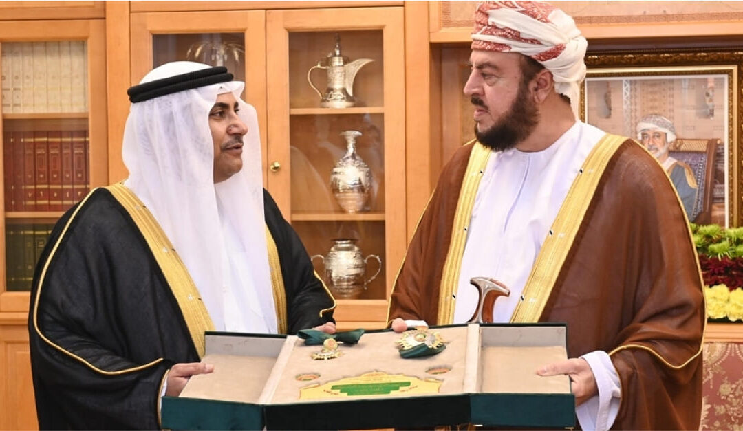 Arab Parliament confers “Leader’s Order” on HM The Sultan for his efforts in serving Arab cause