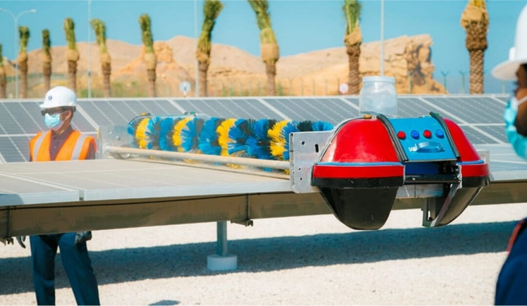 Omani firm invents innovative robot for cleaning solar cells