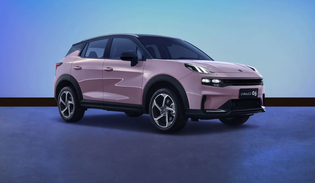 Sporty Lynk & Co 06 is about to hit the roads